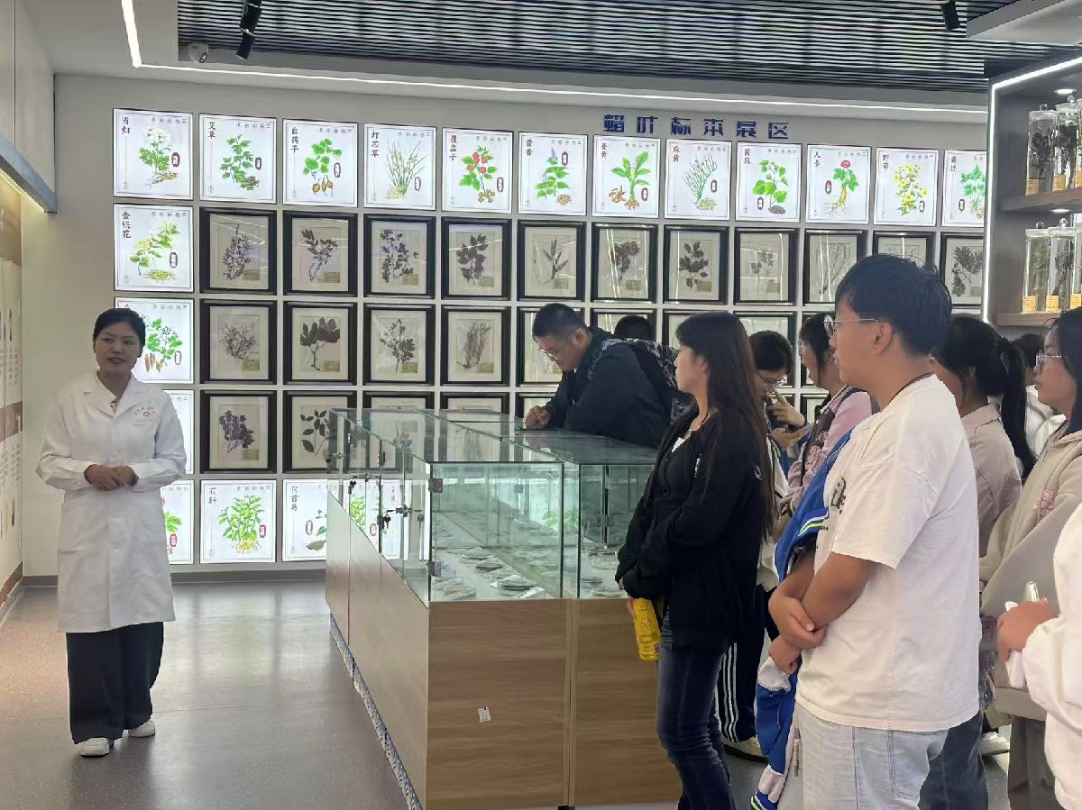 120微信图片_20250922101313_副本